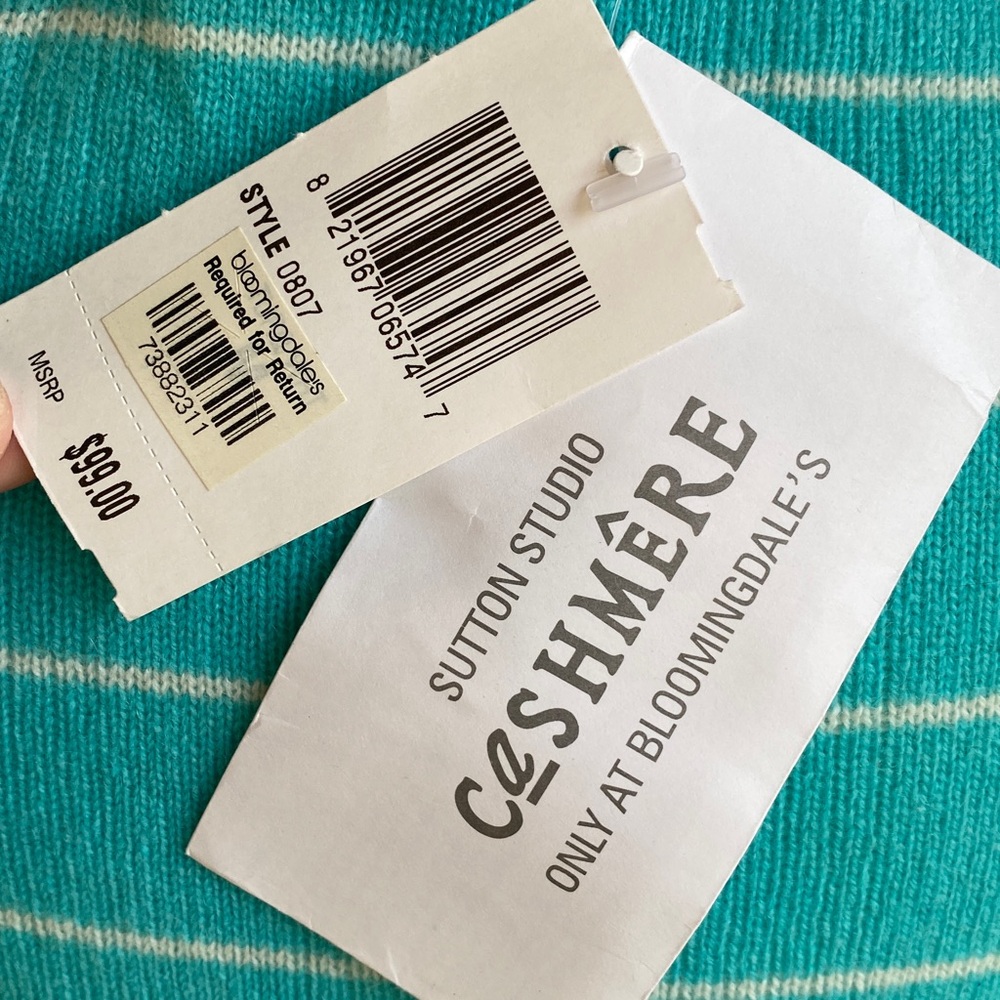 VTG Deadstock 100% Cashmere V-Neck Sweater Sutton Studio Bloomingdale’s - Picture 5 of 11